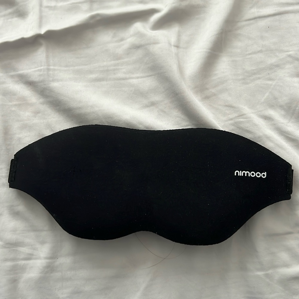 Eye lash mask